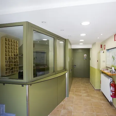 Hostal La Sala *